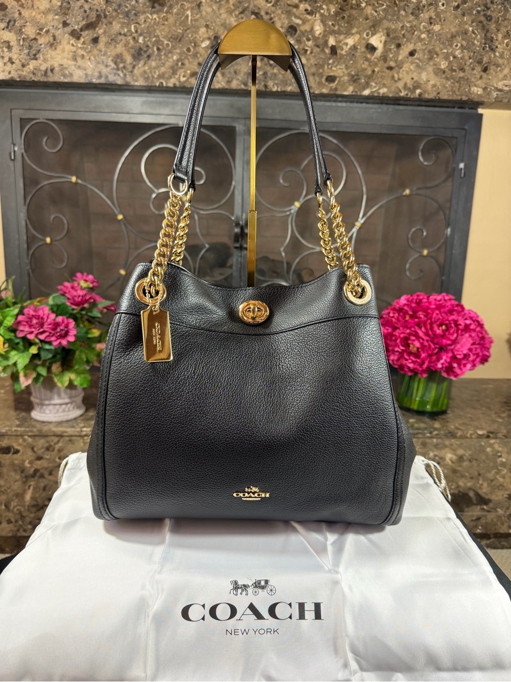 COACH  Black Pebbled Leather Shoulder Bag with Gold Chain Handles dust bag